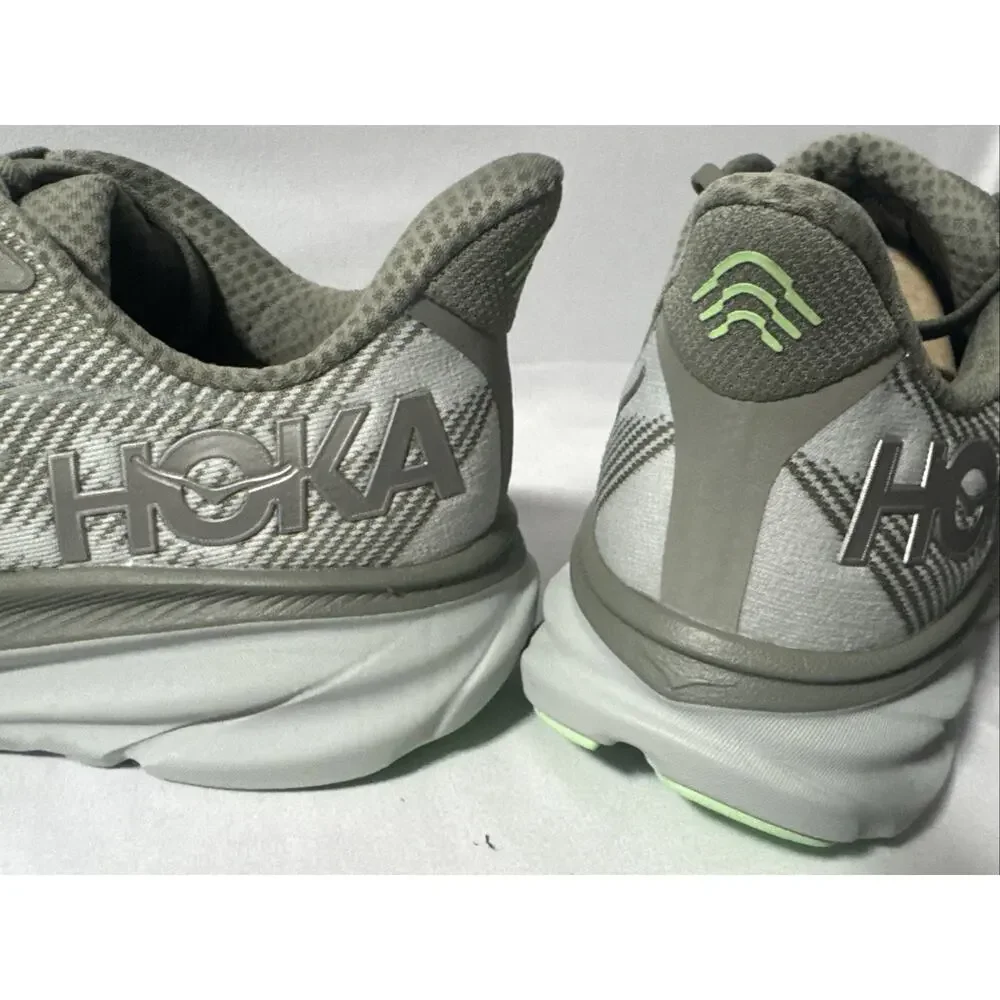 Hoka One One hoka one